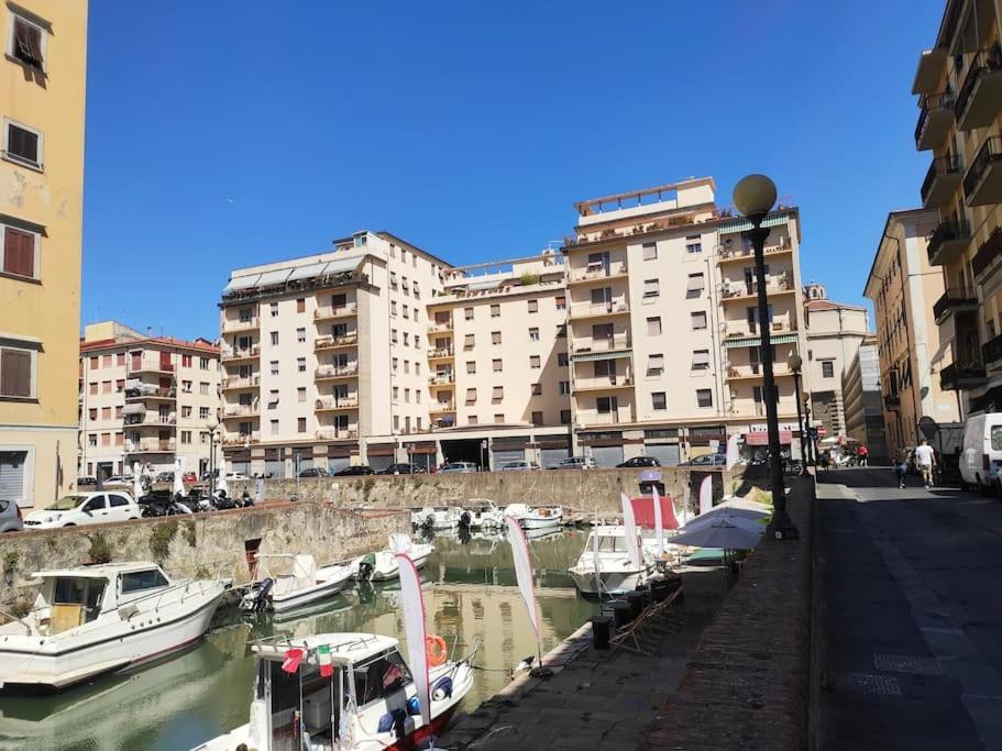 La Venezia'S Studio Flat Livorno Exterior photo